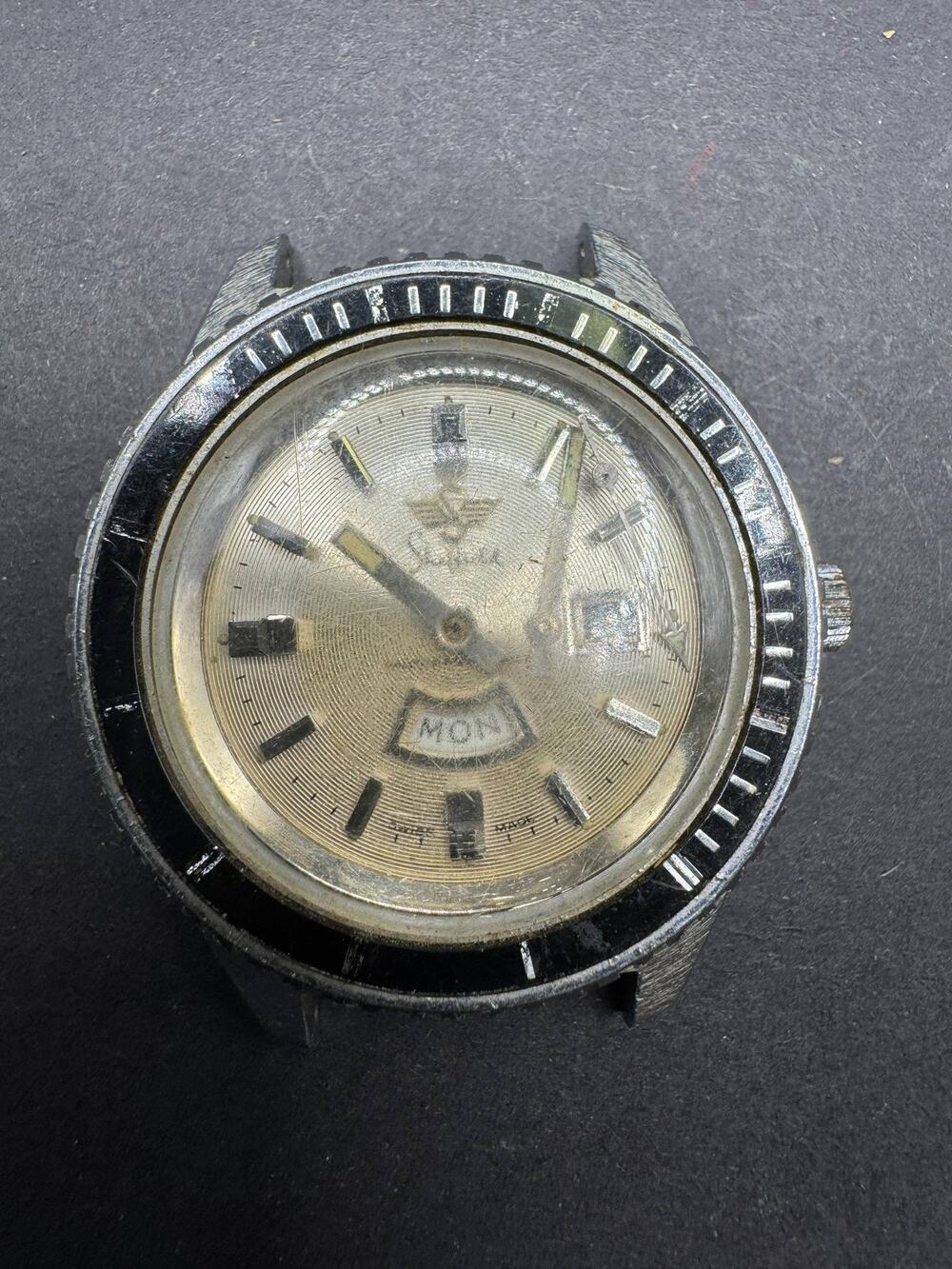 Vintage Sheffield Wristwatch Head Day Date Swiss Made Project Parts Watch